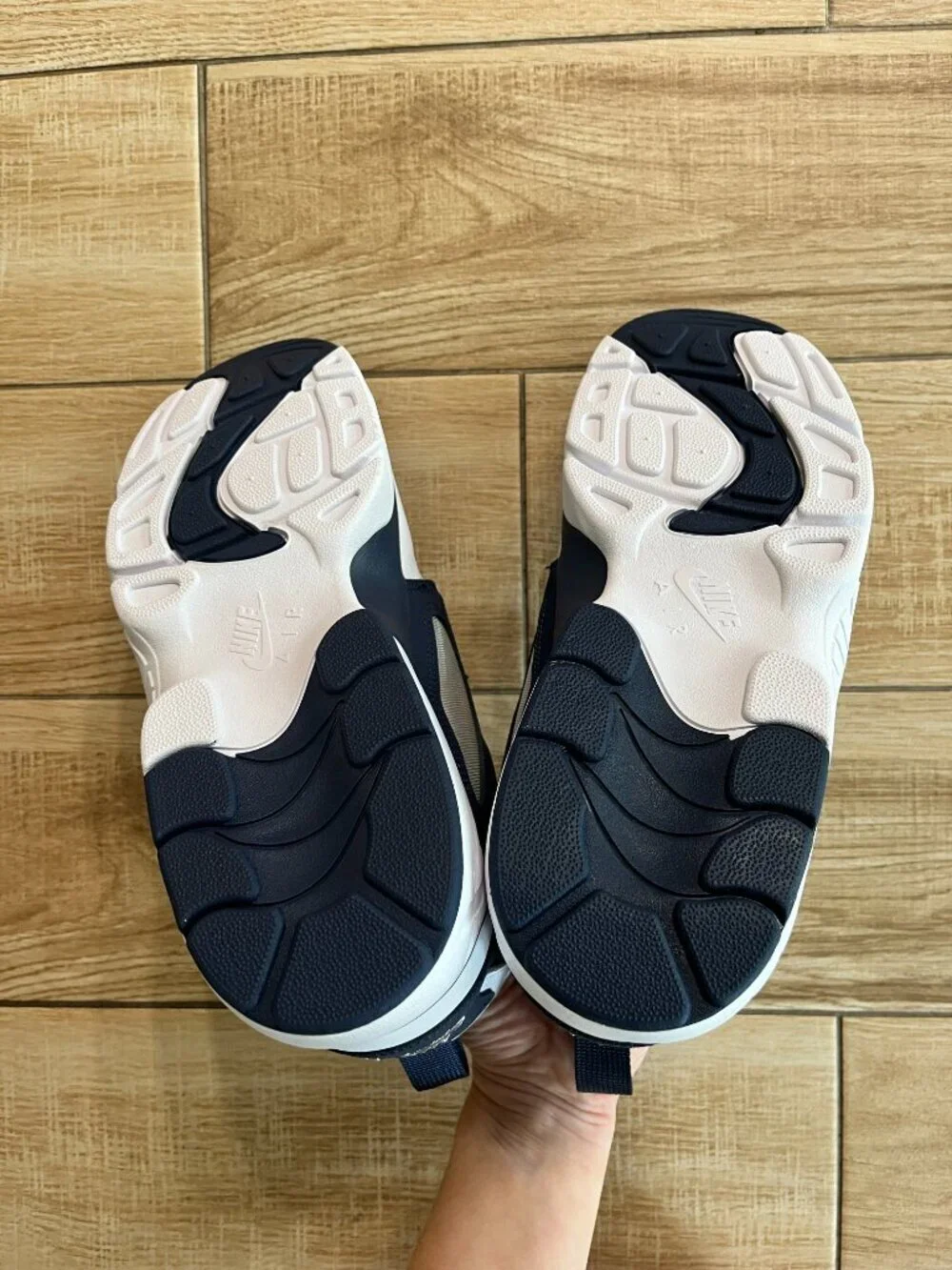 Unisex NEW Nike Air Diamond Turf FZ8224-101 - Mens 11.5 / Womens 13